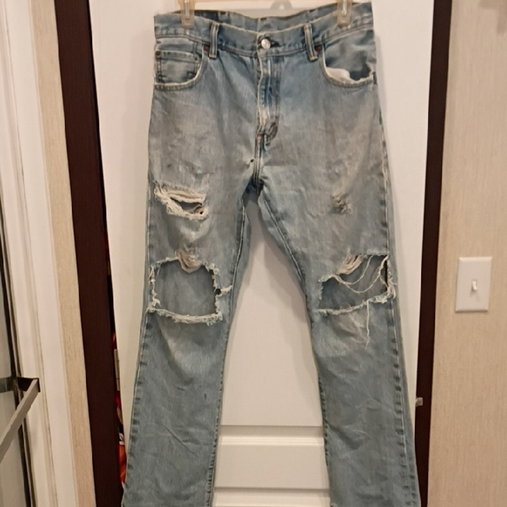 Levi's Distressed Light Blue Men's Jeans